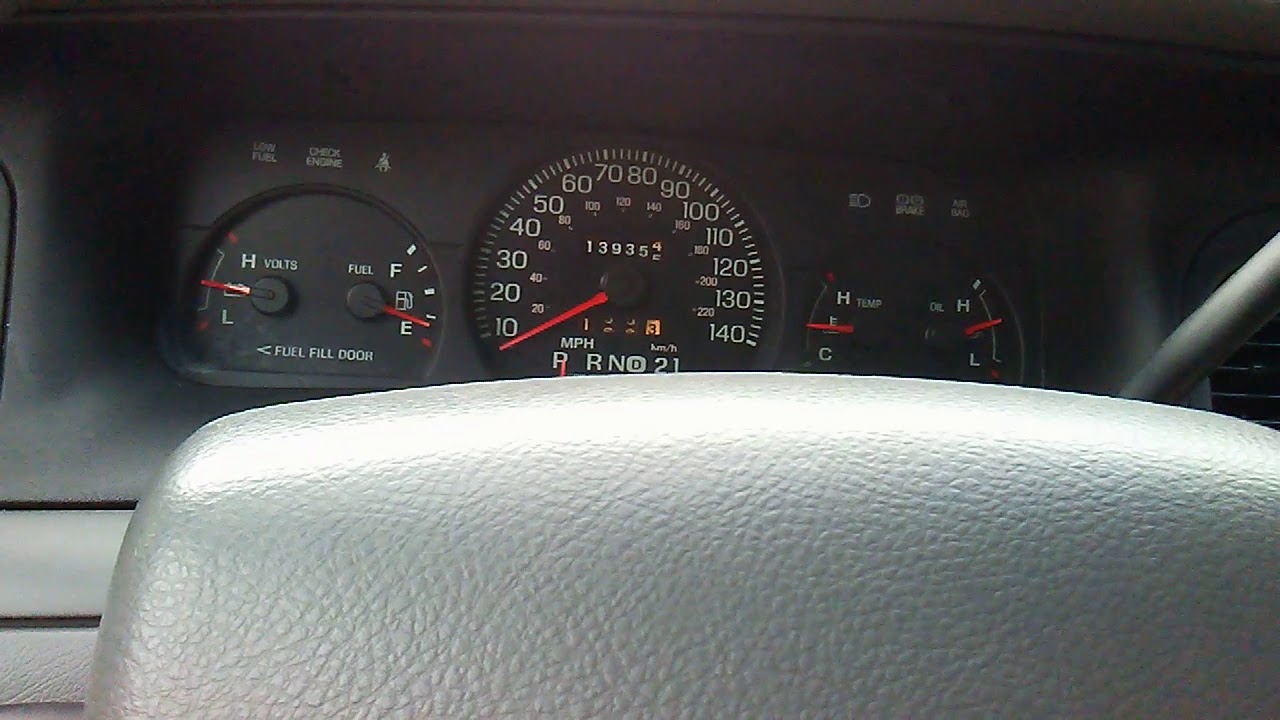 Which Dash Cluster Is better In The Crown Vic YouTube