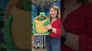 Crush’s audience was a bit shell shocked…😂 #turtle #funny #ventriloquist