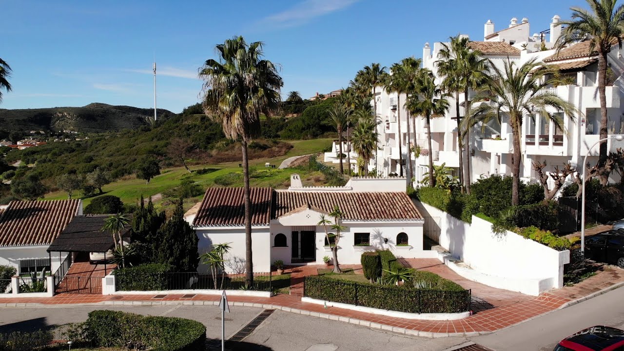 Duquesa Golf 4 Bed Bungalow