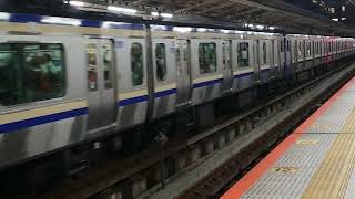 E235系1000番台横クラJ-14編成+横クラF-06編成横浜駅発車