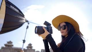 Fashion shoot in the desert with Ren Xinyu and the Profoto Soft Zoom Reflector