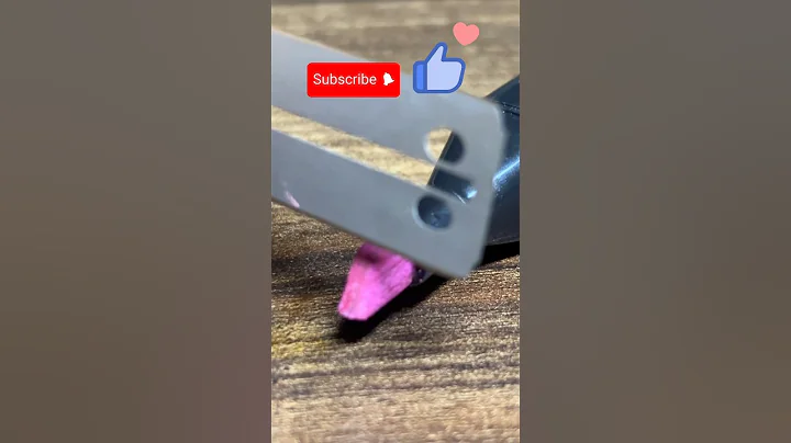 Cutting a Marker 🧐😲MACRO SHOTS CLOSE UP ASMR  #closeup #shorts #asmr