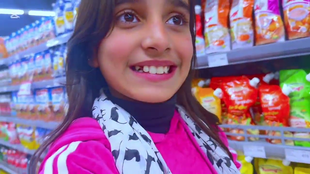 ramzan shopping with crazy cousin just watch and see the whole drama 🤪🤪/anuandahmi show