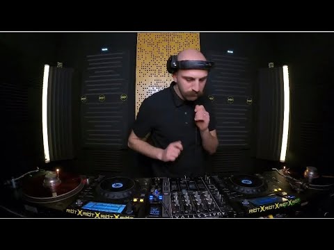 CezarX - Riöt.scampia