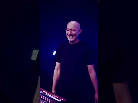 Paul Kalkbrenner - VIER: DREI