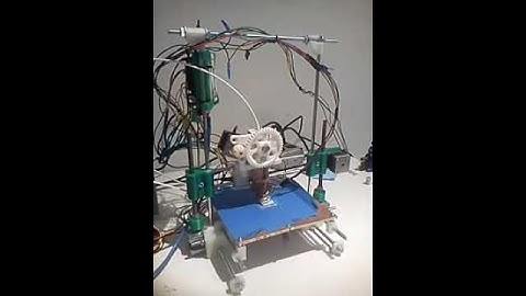 First print on Reprap Wallace at HackManhattan