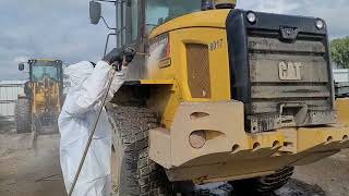 Washing dirty heavy duty equipment loader #smallbusinessowners #businesses #pressurewashing #complex