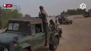 شاهد.. جماعات مسلحة تنجح  في السيطرة على قاعدة تابعة للجيش في شمال مالي