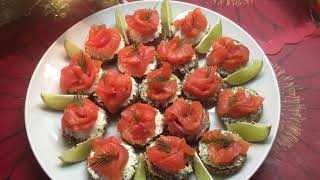 Закуска из красной рыбы с творожным сыром и ароматным чесночным маслом Закуска из красной рыбы с творожным сыром и ароматным чесночным маслом