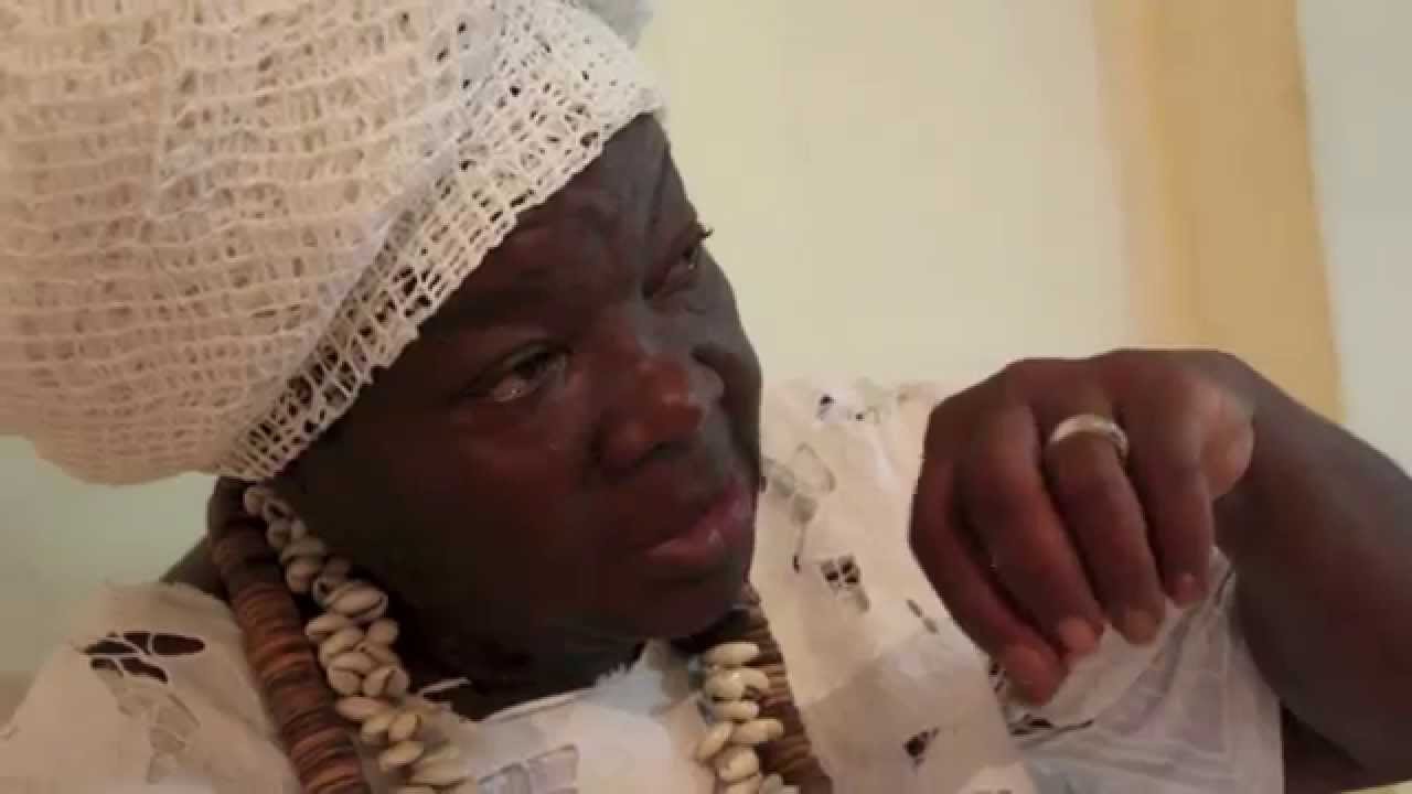 DONA CÉLIA - BENZEDEIRA