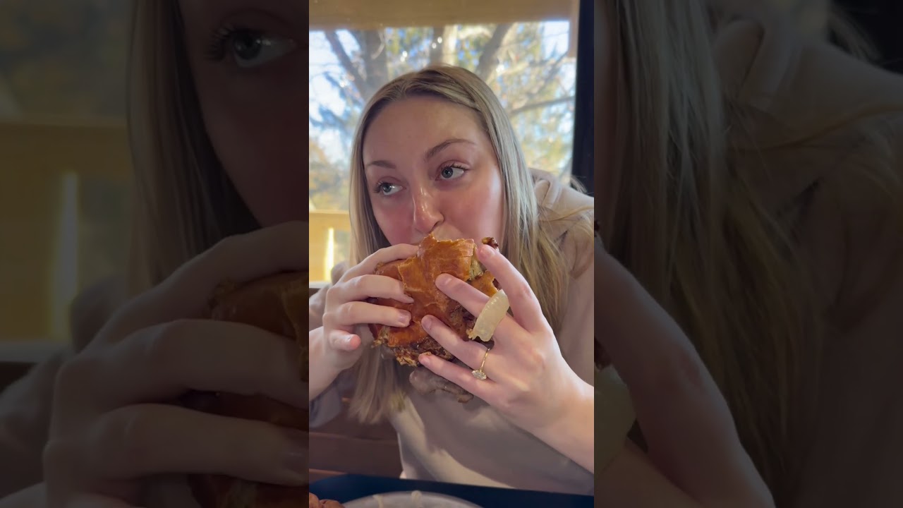 BEST spot in all of Berks County 👀 Louies Kitchen & Bar in Reading w awesome cheesesteaks & burgers