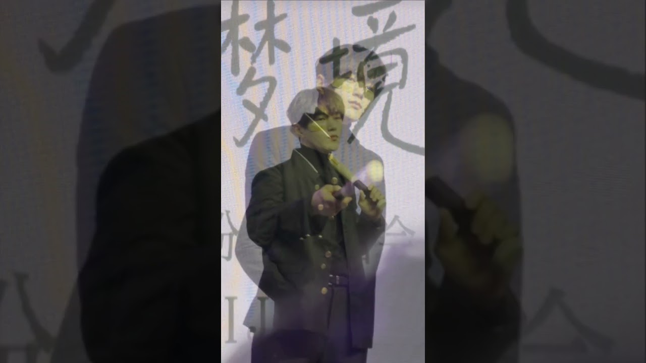 Let's practice our imagination in this photo sequence. 😂😂😂😂