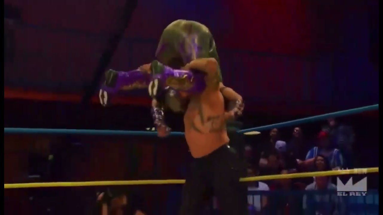 Fenix’s Black Fire Driver (MuscleBuster variation)