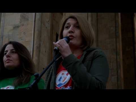 შეზღუდული შესაძლებლობის მქონე ბავშვების დედები 8 მარტის აქციაზე