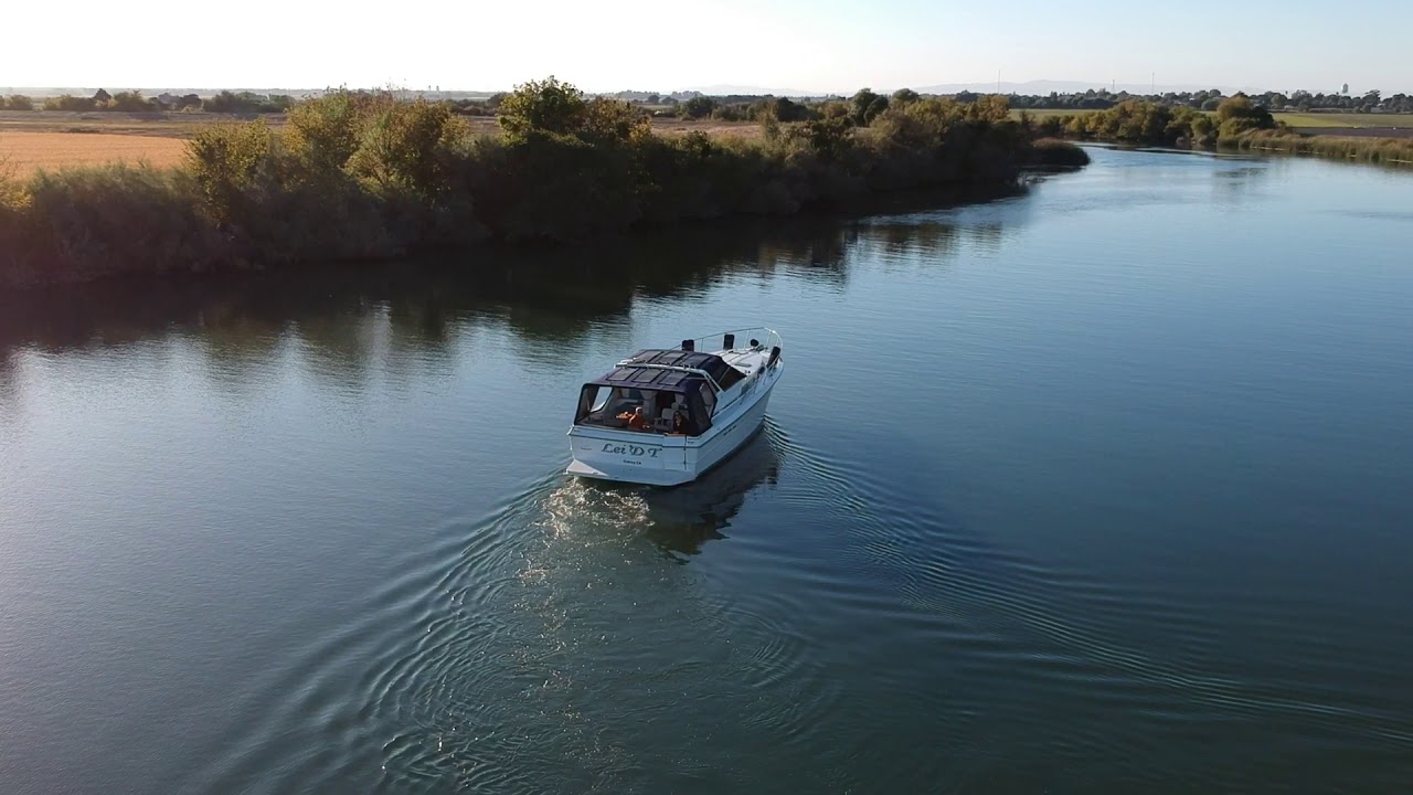 Boat Leaving Ox Bow Marina YouTube