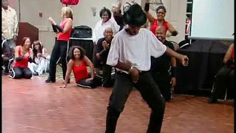 Royce's Michael Jackson impression at the 2009 IAK...