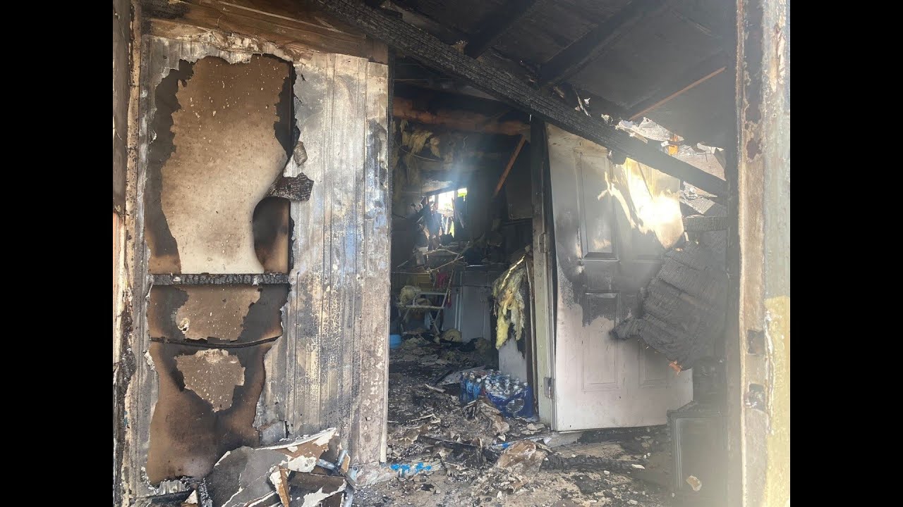 Multiple crews respond to Miami mobile home park fire - YouTube