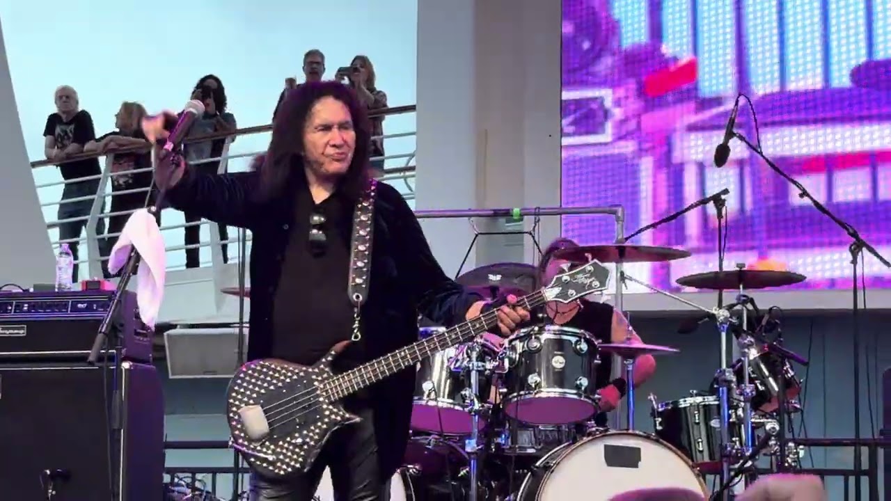 GENE SIMMONS -   Rock’n Roll All Night - Rock Legends Cruise XIII