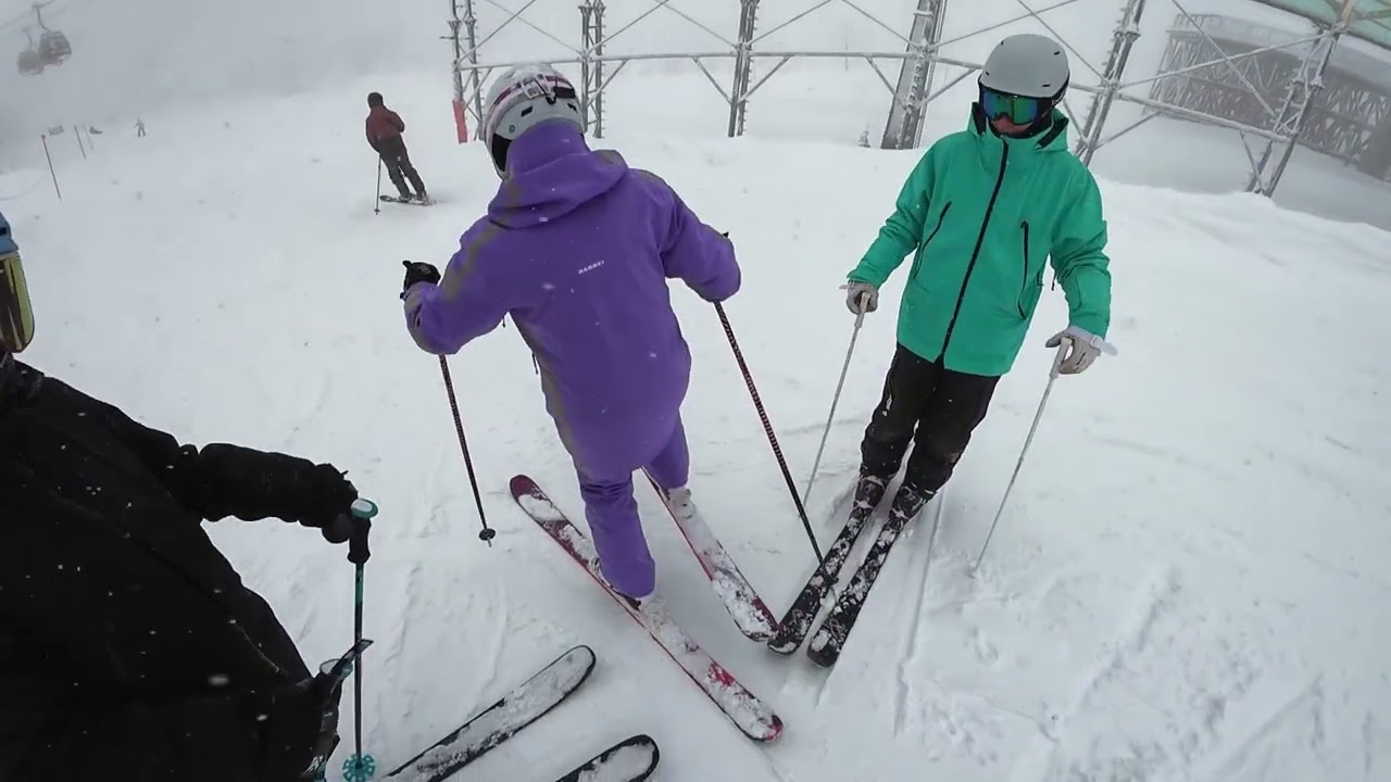 Fun Skiing at KIRORO RESORT in JAPAN 🇯🇵