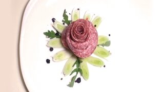 Цветы из колбасы(Как сделать розы из колбасы., 2016-09-16T18:39:16.000Z)