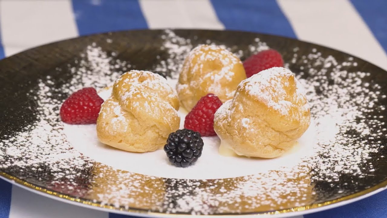 Bignè alla crema | Assunta la regina del mare