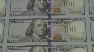 Gov. looks to raise Missouri state worker salary