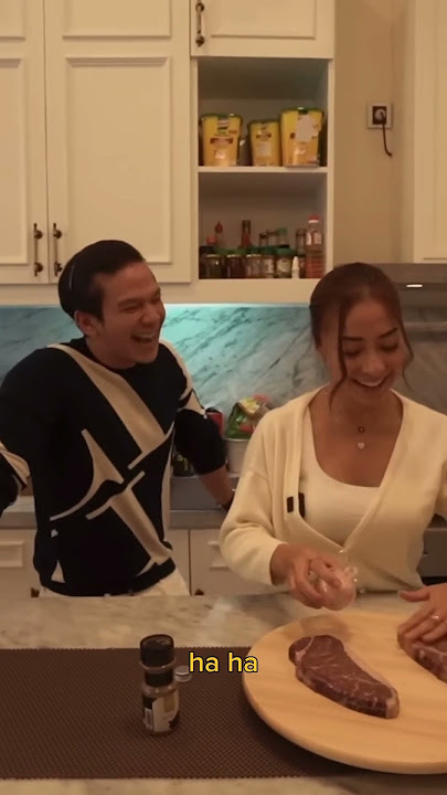 Here's how Mrs. Nikita WIlly Cooks Steak