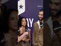 Capture de la vidéo Becky G & Manuel Turizo Explain Their Music Video Easter Eggs | Amas 2025 #Shorts