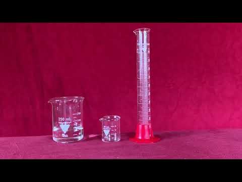 Measuring Volume: 35mL of Water in a Beaker vs. Graduated