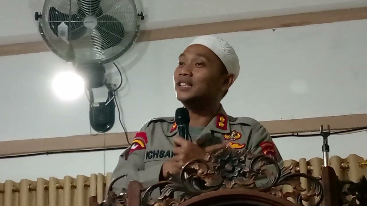 GERAKAN SUBUH BERJAMAAH POLRES TANAH DATAR DI MASJID TARHIM TANJUNG BARULAK 