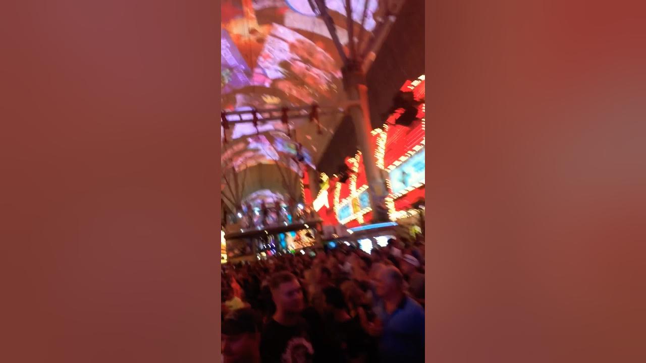 Halloween on Fremont Street 🎃 ☠️ YouTube