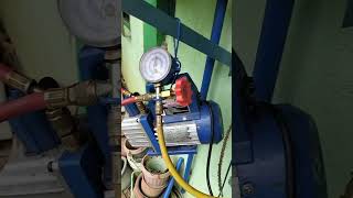 Stay cool! Install sharp 1.5 HP while vacum the system 🧑‍🔧 #aircon #airconditioner #airconditioning