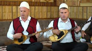 VËLLEZËRIT KRYEZIU  - Ali Pasha burrë i vogël