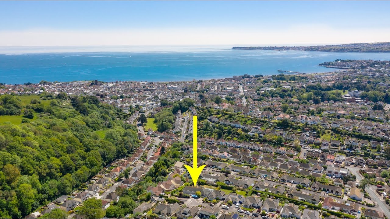 PROPERTY FOR SALE 19 Windmill Gardens, Paignton Bradleys Estate