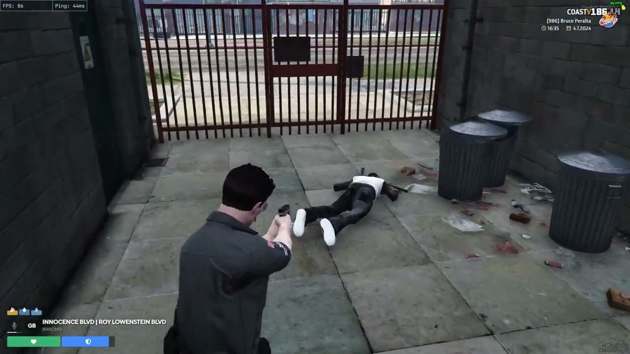 Kaçan Şahıs Memura Sopayla Saldırmaya Çalıştı | Fivem LSPD #fivemtr