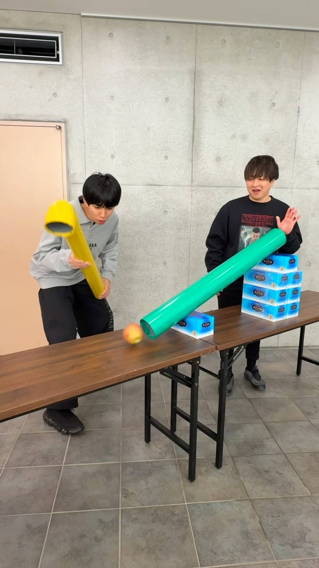 ハイスピードりんごキャッチチャレンジ?　Speed apple catch Challenge
