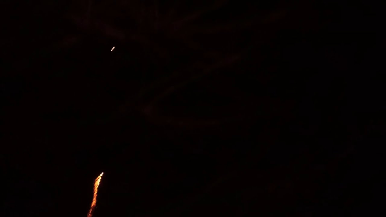 Ratterpatronen vs. Alligator Batterie präparierte Vorführung Feuerwerk Heuler