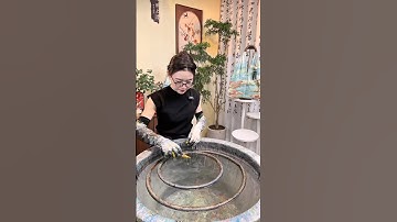 Gebruik het kleurenschema gemengd met water om het bos en de lucht te maken en een prachtige tas ...