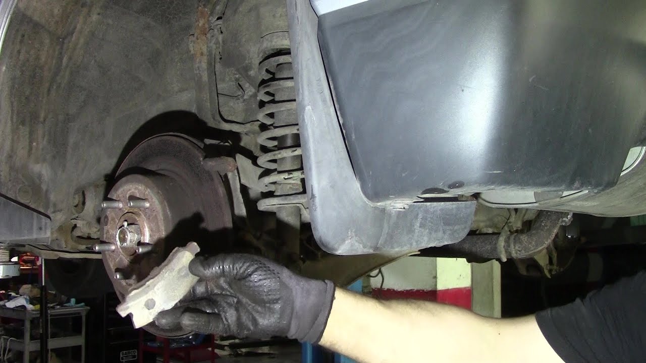 Mitsubishi ASX Страшный скрежет при торможении