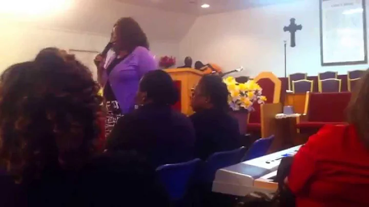 Psalmist Darlene Johnson