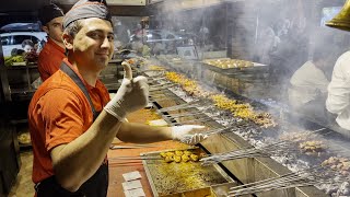 The kebab restaurant where people line up to eat kebab in Istanbul! Turkish Street Food