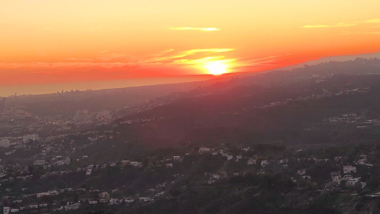Stunning sunset view of Los Angeles from the summit of Mt Hollywood in Griffith Park