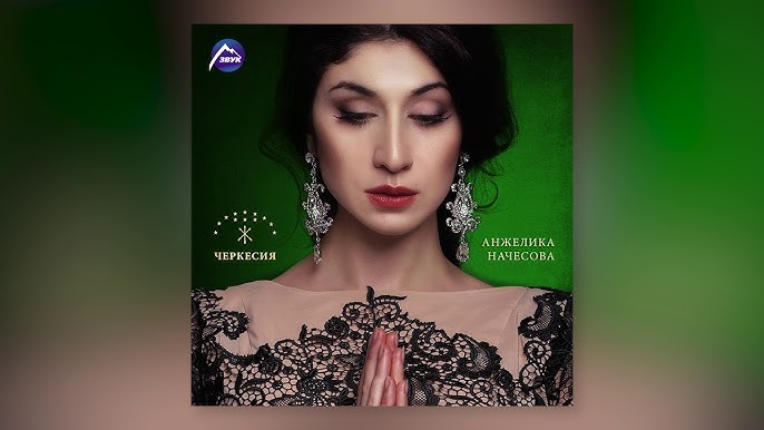 Uni sikishyapti, deb izoh beradi Kanojo ga mimai ni konai wake vizual romani