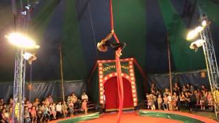 Выступление воздушной гимнастки в цирке - воздушная акробатика(Заказать выступление воздушной гимнастки можно на сайте: http://coolshow.com.ua/show-programma-organizaciya-show/cirkovue-artistu-artistu-cirka/myst., 2016-08-27T10:45:07.000Z)