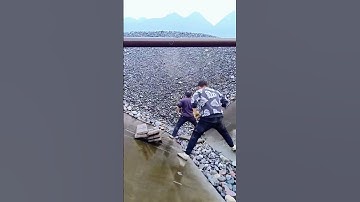 #stone  conveyor belt #feeding  #machine   #stonecrusher#mining