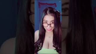 PUTU EZZHA KEINDAHAN BIGO HOT PASCOL JOGET GOYANG LIVE INDONESIA TERBARU TOGE EBOT BACOL COLI CROT