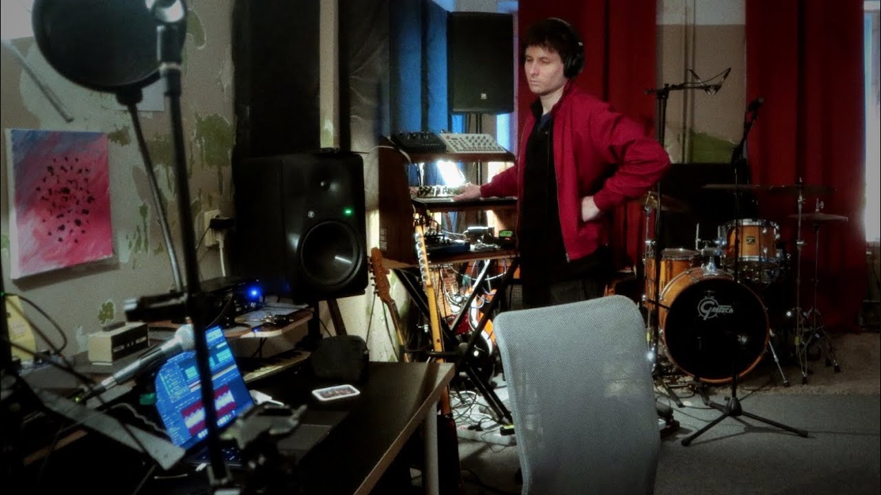 Vis dar taisau albumą | 75