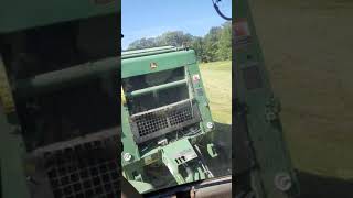 John Deere 459 makes good bales