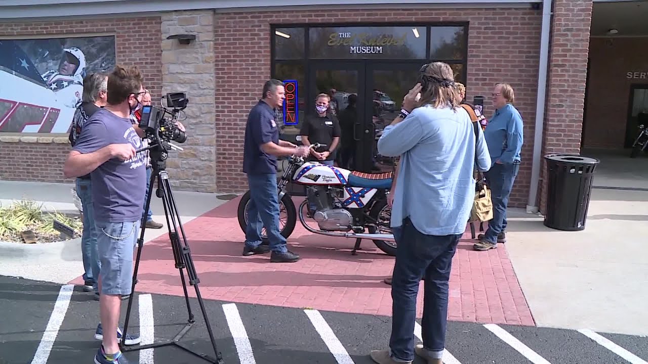 Rare Evel Knievel motorcycle makes half-century journey to Kansas Knievel museum