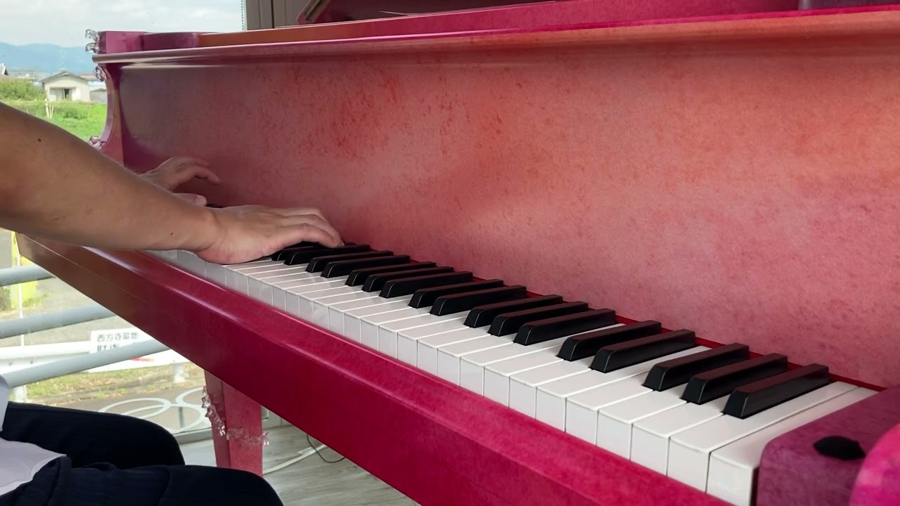 Frederic Hiroyukiが弾く『Challenger / Perfume』@西方寺ともいきガーデン ラッピンググランドピアノ